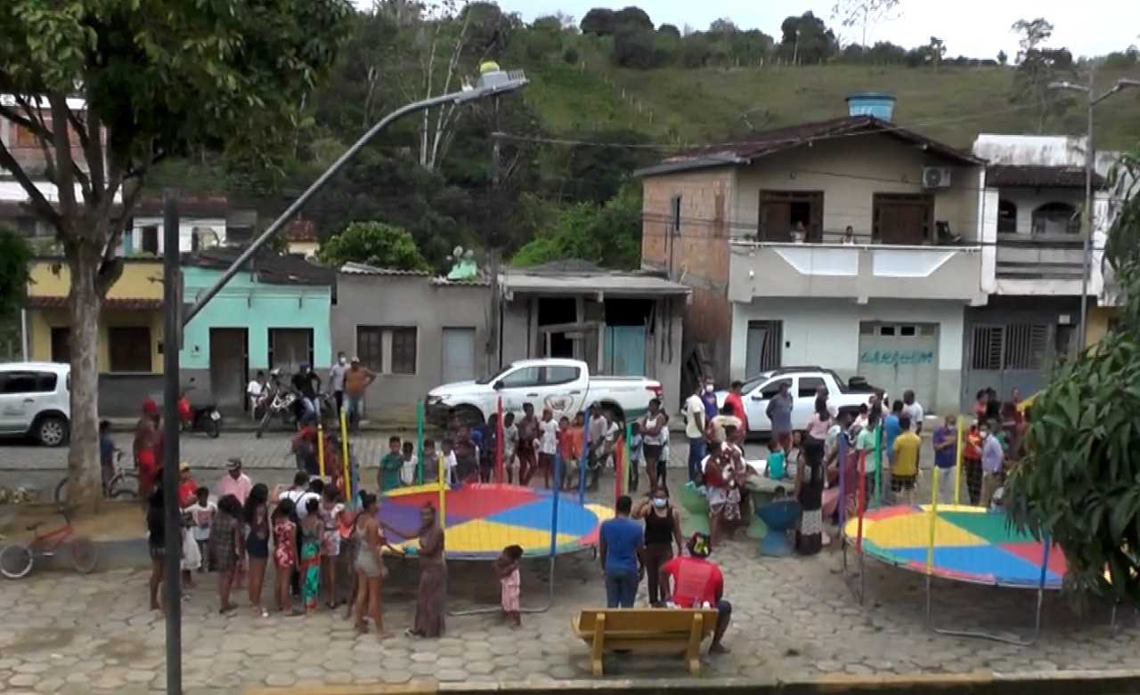 Camacã: Prefeitura leva diversão e alegria para as crianças de Camacã, distritos e povoados